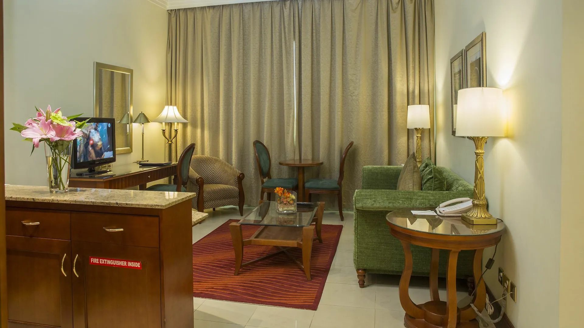 City Seasons Suites Dubaï 4*,  Émirats arabes unis