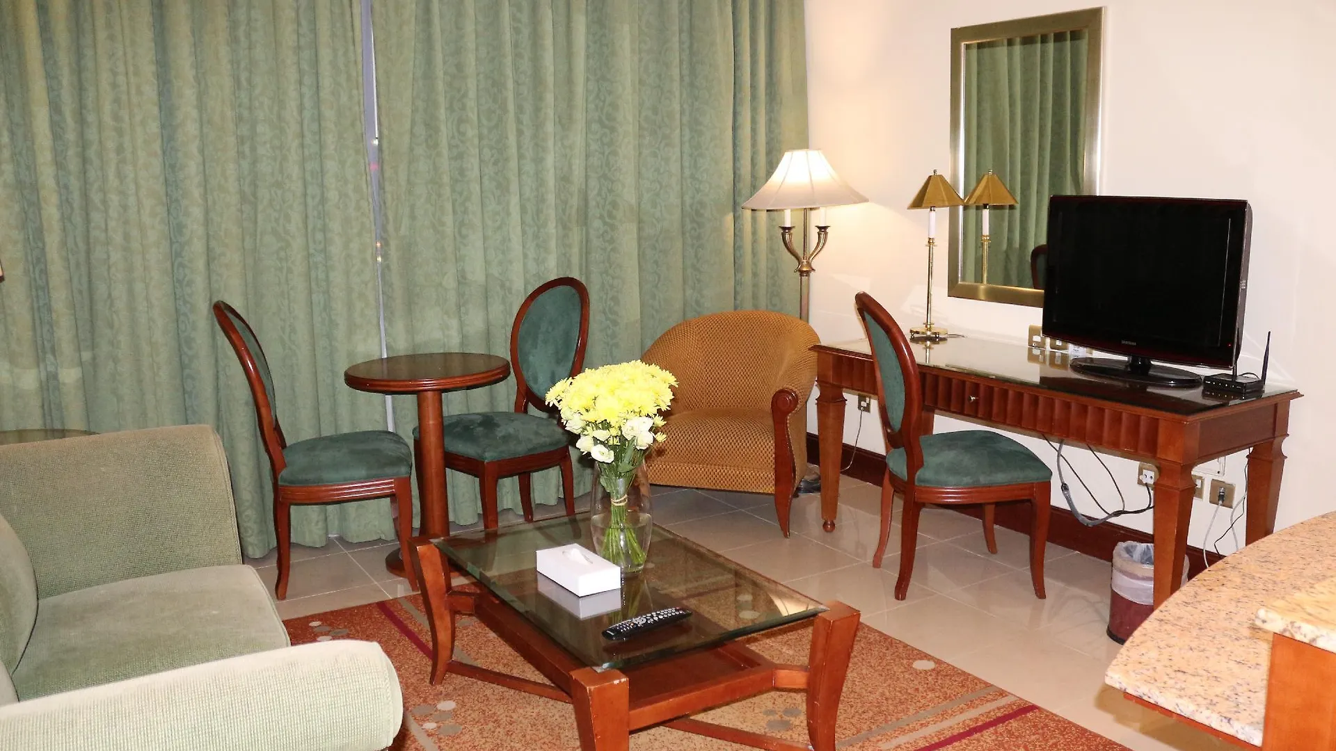City Seasons Suites Dubai Lejlighedshotel